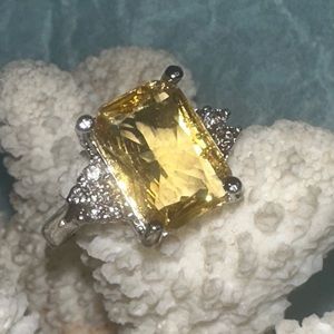 Gorgeous Lemon Citrine Handcrafted 925 Silver vintage-look ring